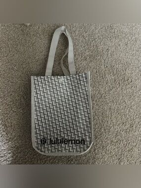 lululemon athletica Gray and White Patterned Tote Bag